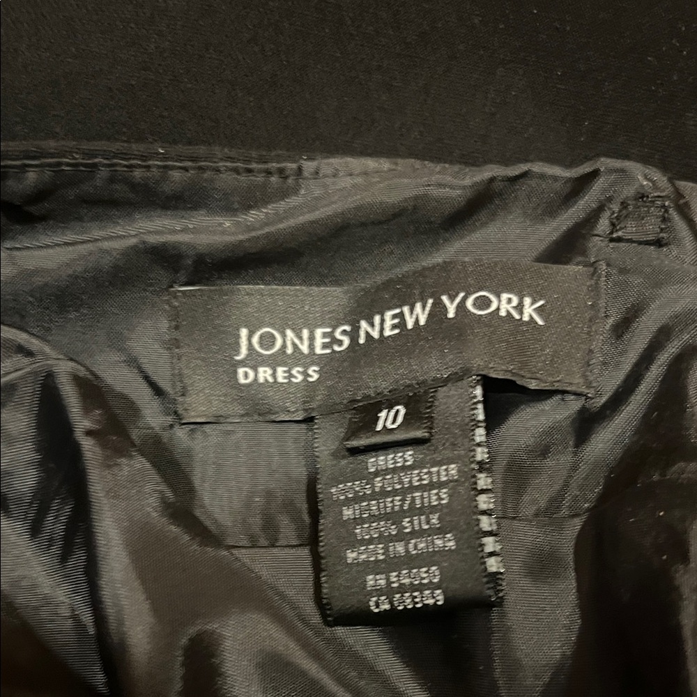 Jones New York Elegant Black Halter Dress - Picture 5 of 6